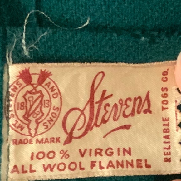 2/$30 ➕ Vintage Wool Green Skirt - Picture 5 of 5